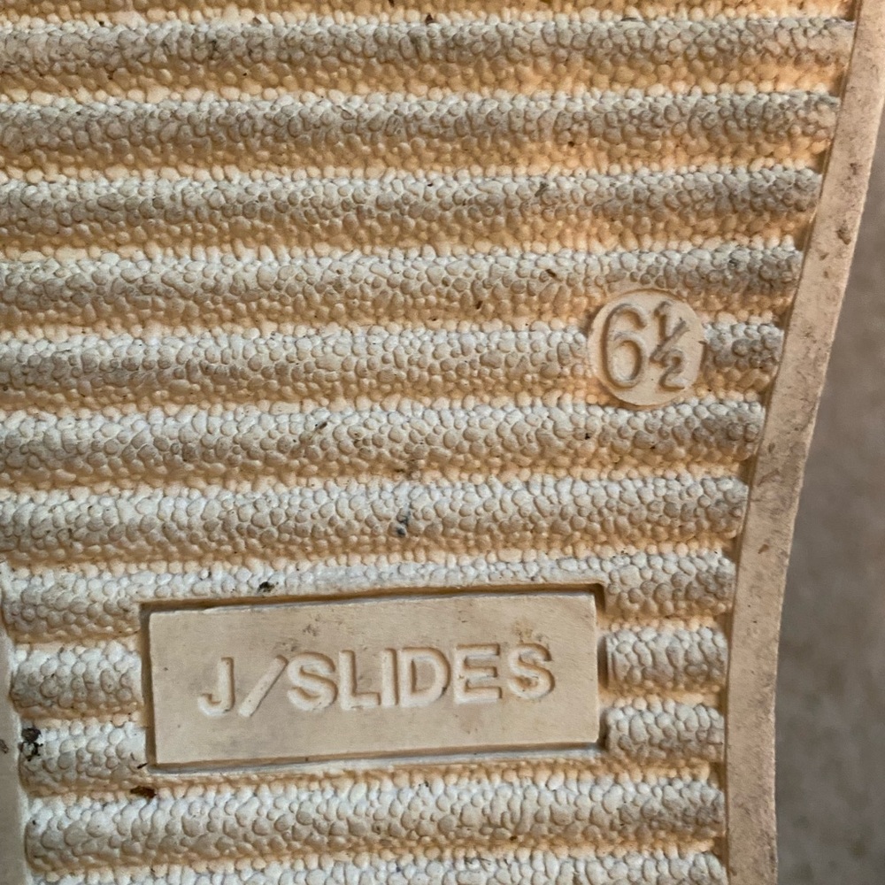 J/Slides Grey Platform Sneaker - image 5